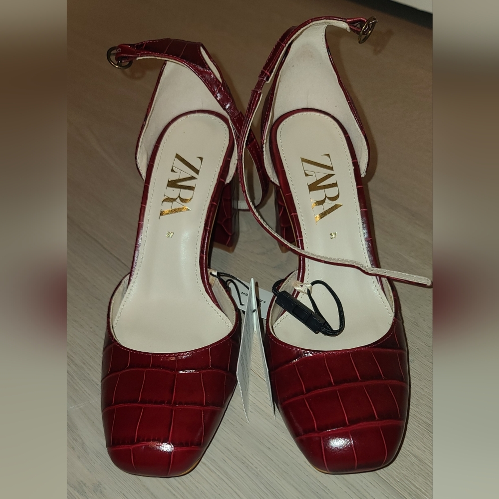 Zara burgundy Animal print leather high heel shoes, new EUR 37 or US 6.5